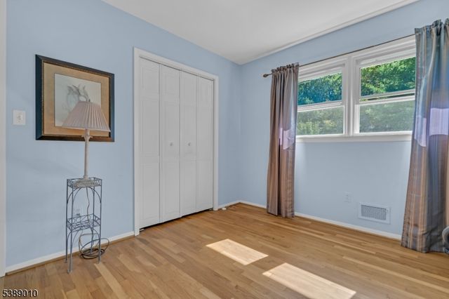 1155 Cambridge Ln, Bridgewater Twp., NJ 08807