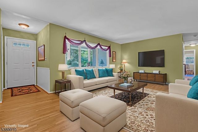 1155 Cambridge Ln, Bridgewater Twp., NJ 08807