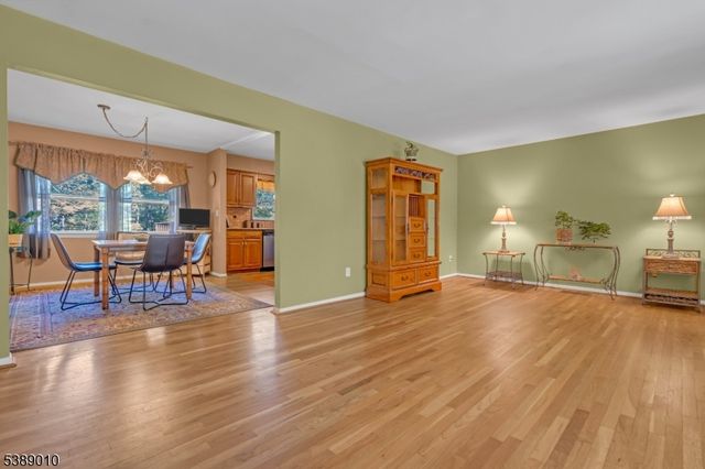 1155 Cambridge Ln, Bridgewater Twp., NJ 08807