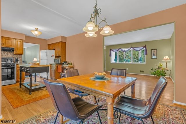 1155 Cambridge Ln, Bridgewater Twp., NJ 08807