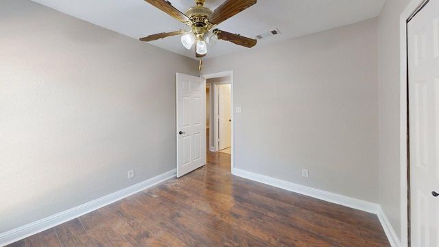 810 Pleasant Hills Drive, Dallas, TX 75217