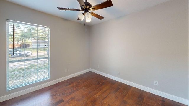 810 Pleasant Hills Drive, Dallas, TX 75217