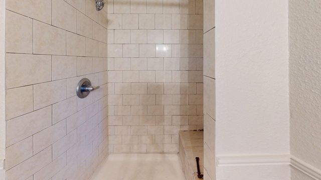 810 Pleasant Hills Drive, Dallas, TX 75217