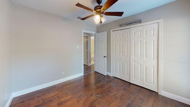 810 Pleasant Hills Drive, Dallas, TX 75217