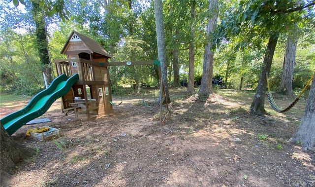 230 North Drive, Hampton, GA 30228