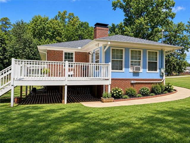 230 North Drive, Hampton, GA 30228