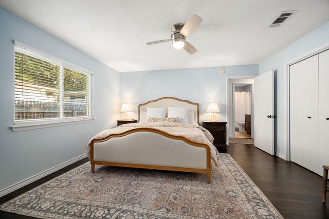 9725 Meadowheath DR, Austin, TX 78729