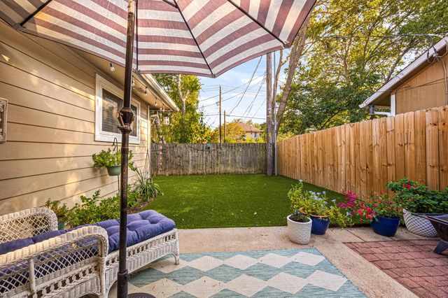9725 Meadowheath DR, Austin, TX 78729