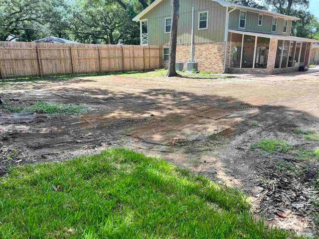 101 Seamarge Cir, Pensacola, FL 32507