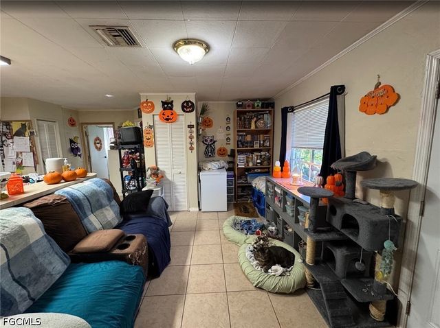 559 San Bernardino ST, North Fort Myers, FL 33903