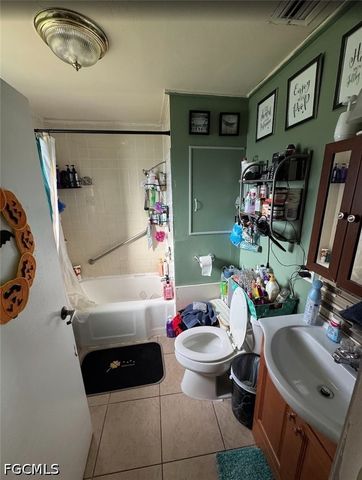 559 San Bernardino ST, North Fort Myers, FL 33903