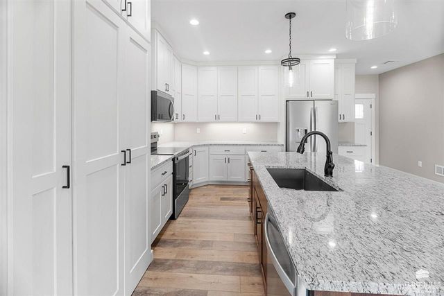 2008 Arbor Lane, Wamego, KS 66547