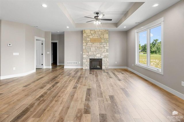 2008 Arbor Lane, Wamego, KS 66547