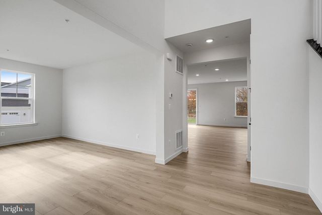 906 HONEYFLOWER DR, Reisterstown, MD 21136