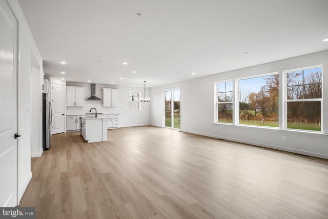 906 HONEYFLOWER DR, Reisterstown, MD 21136