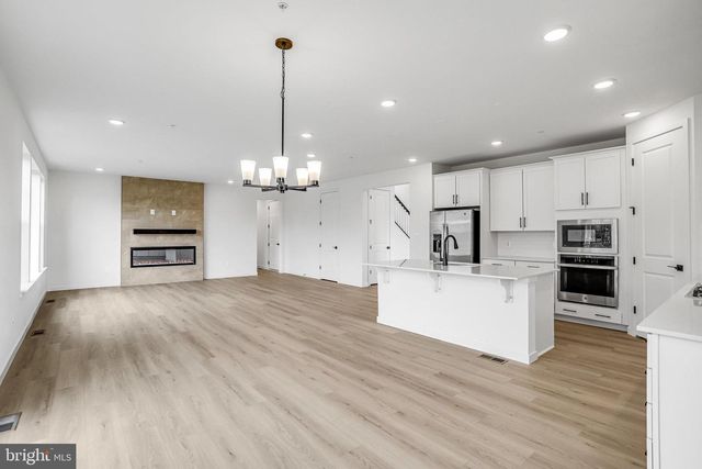 906 HONEYFLOWER DR, Reisterstown, MD 21136