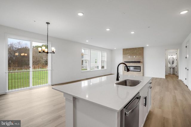 906 HONEYFLOWER DR, Reisterstown, MD 21136