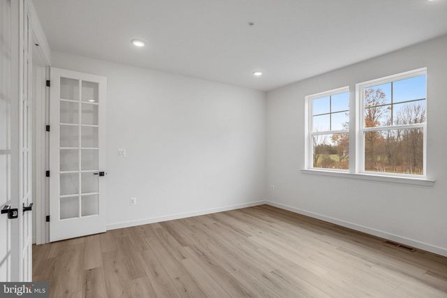 906 HONEYFLOWER DR, Reisterstown, MD 21136