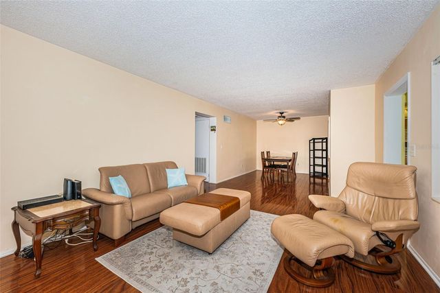 4700 COVE CIRCLE 208, St Petersburg, FL 33708