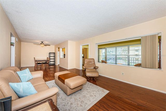 4700 COVE CIRCLE 208, St Petersburg, FL 33708
