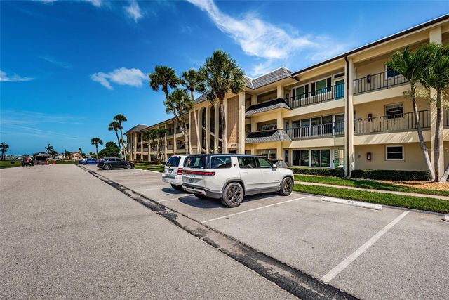 4700 COVE CIRCLE 208, St Petersburg, FL 33708