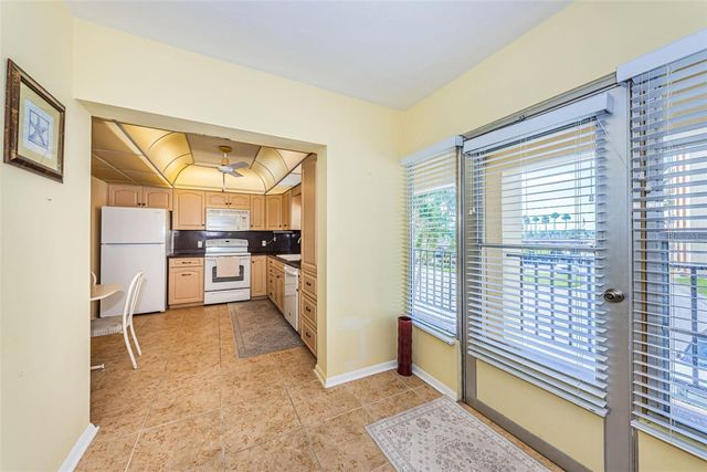 4700 COVE CIRCLE 208, St Petersburg, FL 33708