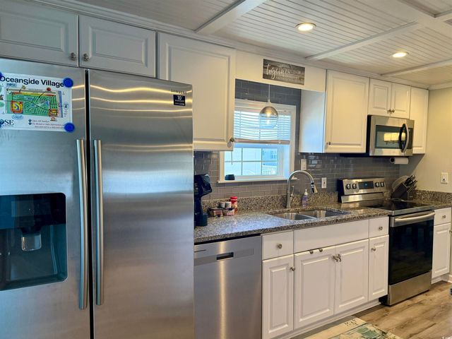 427 Meadowlark Dr., Surfside Beach, SC 29575