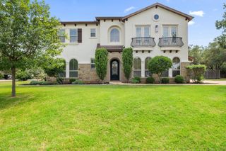 101 Hazeltine CT, Lakeway, TX 78734