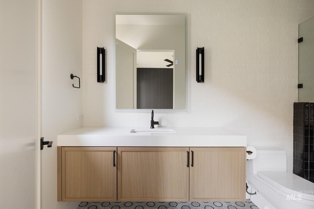 243 N Burgundy Rose Lane, Boise, ID 83712 photo 15