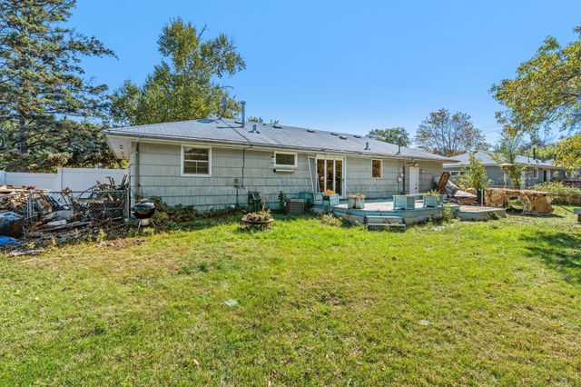 5849 Boone Avenue N, New Hope, MN 55428