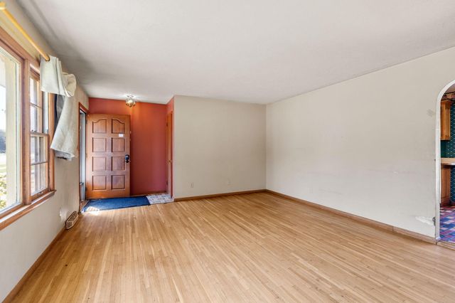 5849 Boone Avenue N, New Hope, MN 55428