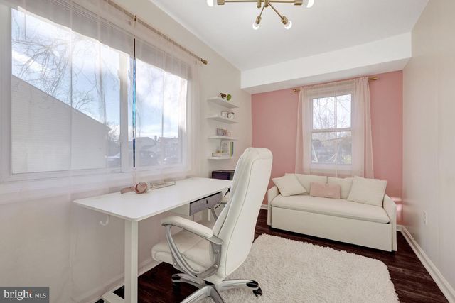 2155 VEENENDAAL CT, Herndon, VA 20170