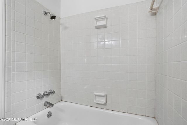 1735 Wilhurst Street, Jackson, MS 39211