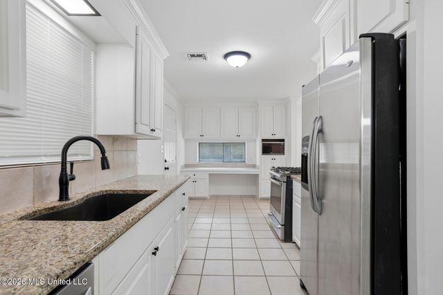 1735 Wilhurst Street, Jackson, MS 39211