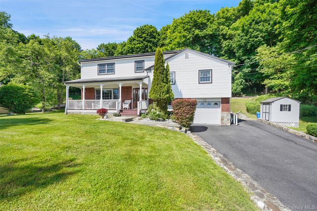 623 Cardinal Road, Cortlandt Manor, NY 10567