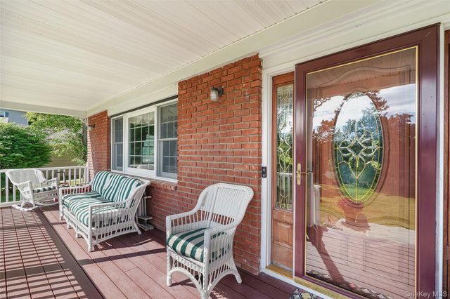 623 Cardinal Road, Cortlandt Manor, NY 10567