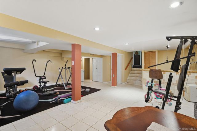 623 Cardinal Road, Cortlandt Manor, NY 10567