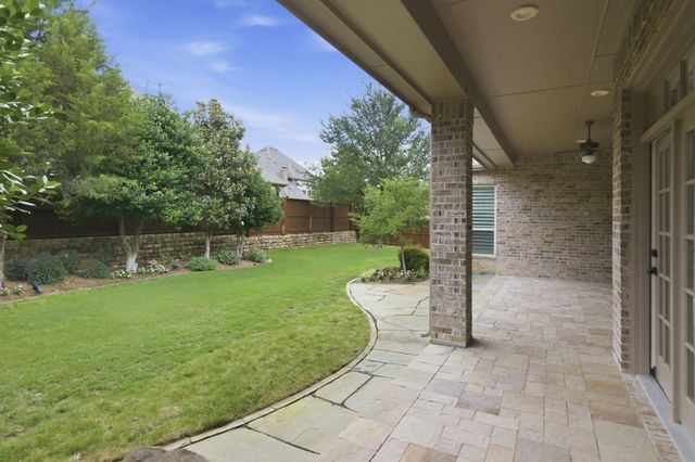613 Joshua Road, Lantana, TX 76226