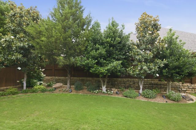 613 Joshua Road, Lantana, TX 76226