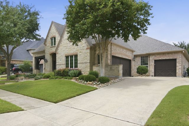 613 Joshua Road, Lantana, TX 76226