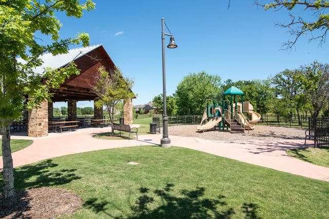 613 Joshua Road, Lantana, TX 76226