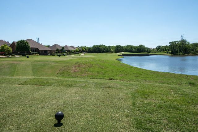 613 Joshua Road, Lantana, TX 76226
