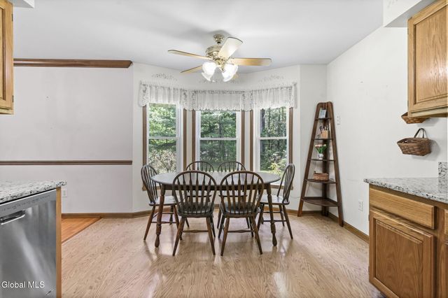 812 Al Constantino Drive, Rotterdam, NY 12306