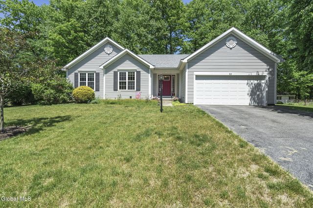 812 Al Constantino Drive, Rotterdam, NY 12306