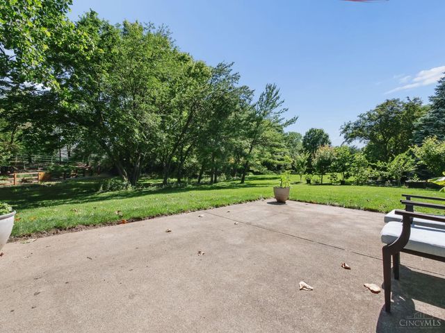 7879 Yellowwood Drive, Mason, OH 45040
