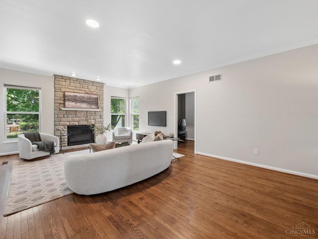 7879 Yellowwood Drive, Mason, OH 45040