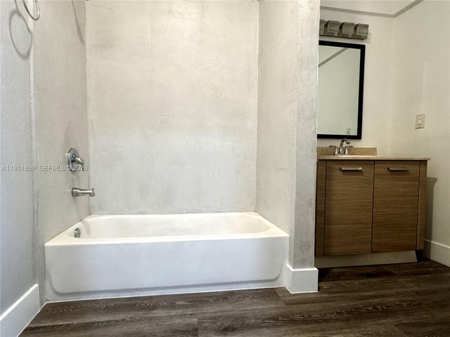 4770 NW 23rd Ave 0, Miami, FL 33142