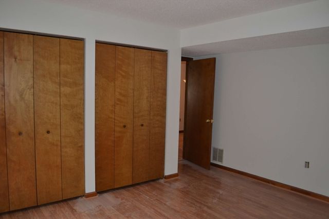 369 Aiken Ave 21, Lowell, MA 01850