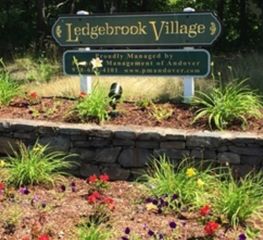 369 Aiken Ave 21, Lowell, MA 01850