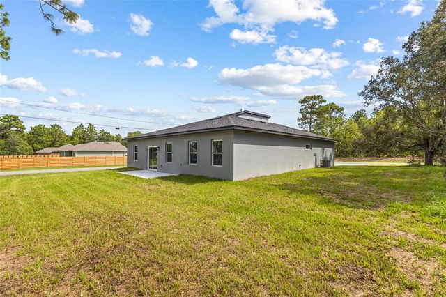 1071 W HAMPSHIRE BOULEVARD, Dunnellon, FL 34434